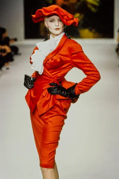 Look 101